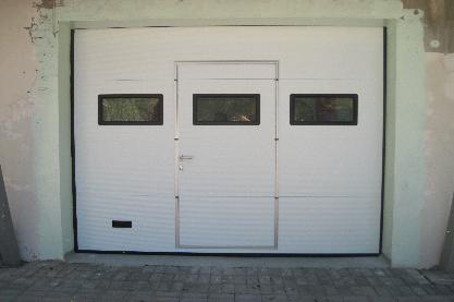 Секційні ворота Classic мікрохвиля c антікоррозіціонним покриттям.