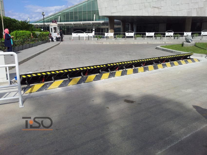 Антитаранный блокиратор SpeedBump (M30)