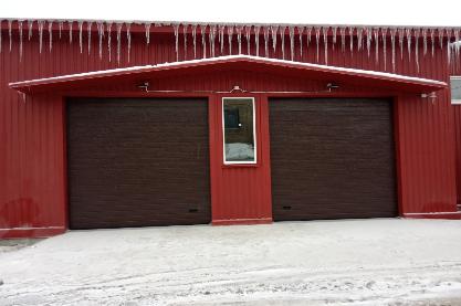 Ворота промислові секційні. Похилий високий тип монтажу з верхнім розташуванням вала.