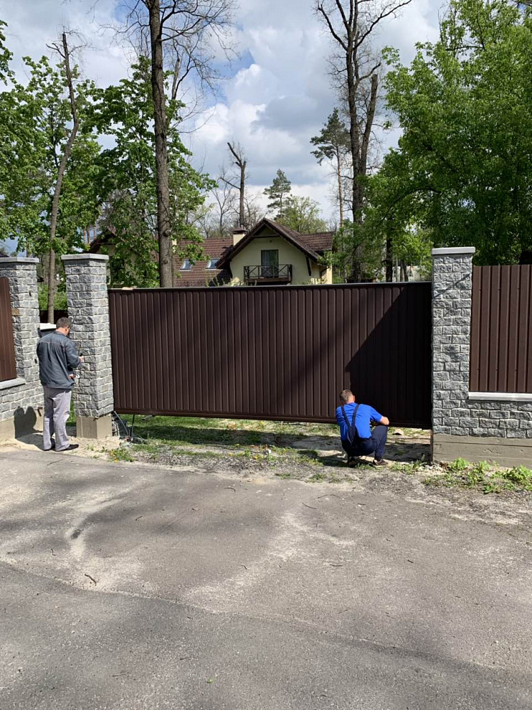 Ворота відкатні автоматичні с. Ворзель.