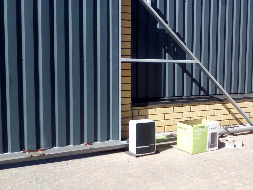 Автоматика для відкатних зсувних воріт FORT Comunello.