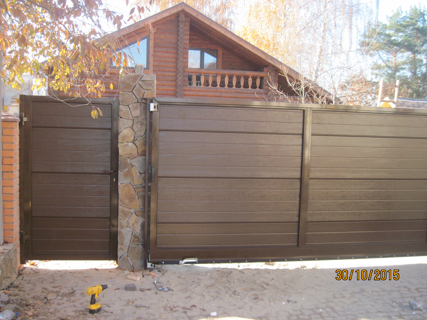 Откатные ворота и калитка серии ADS400. Романков