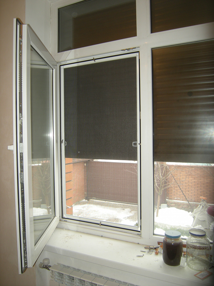 Защитные роллеты на двери и окна. Село Гатное