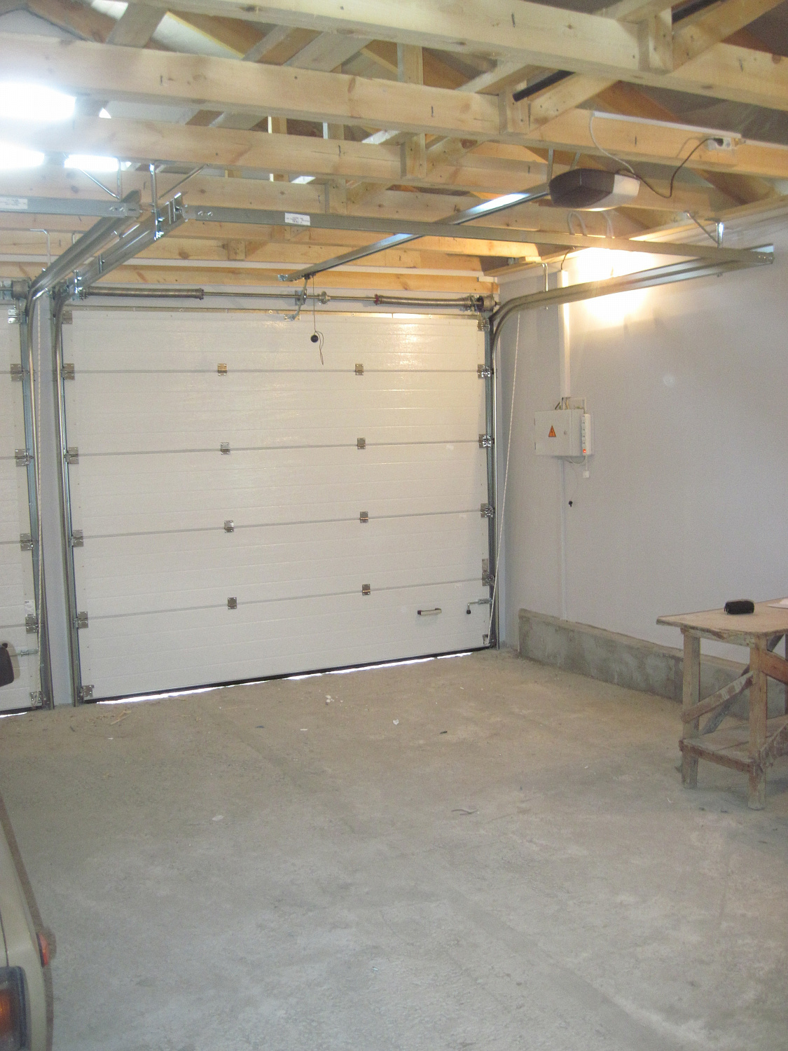 Ворота гаражные Алютех. Панель М-гофр, цвет белый,торсионные пружины.