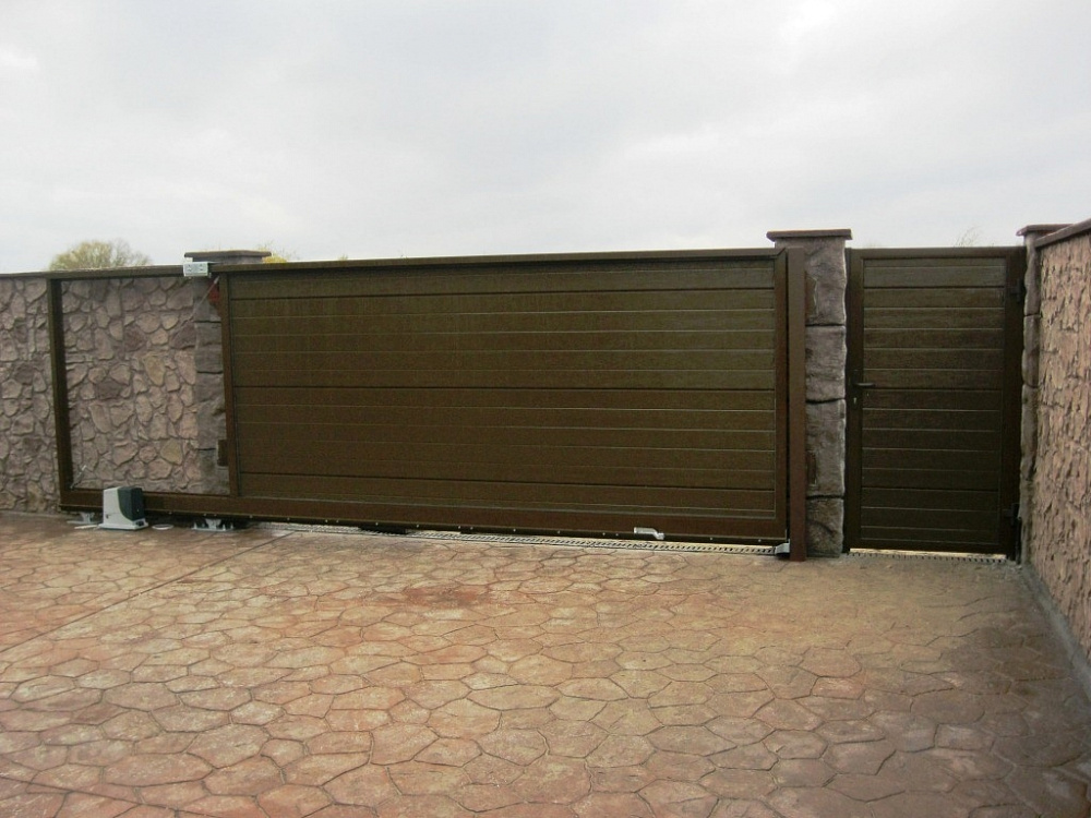 Откатные ворота и калитка серии ADS400. Осокорки