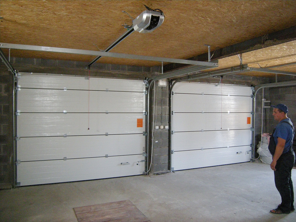 Ворота секционные автоматические Trend с пружиной растяжения.