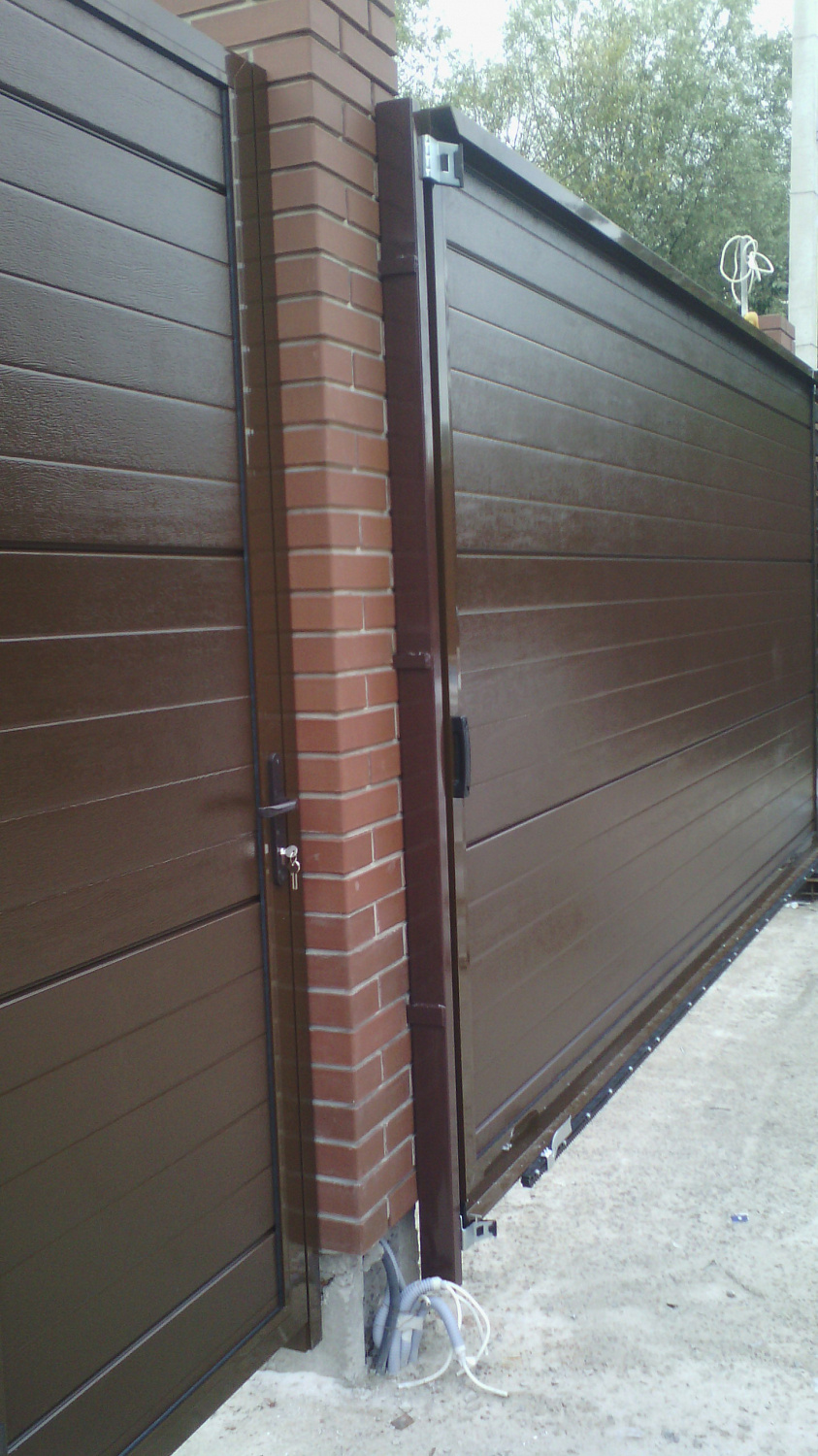 Откатные ворота и калитка серии ADS400. Рожны