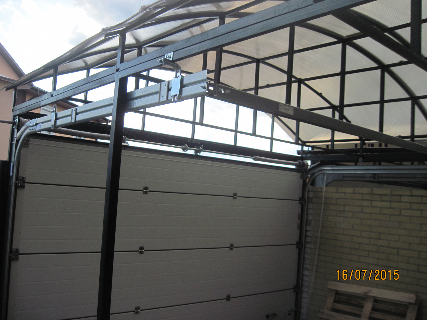 Секционные ворота Classic