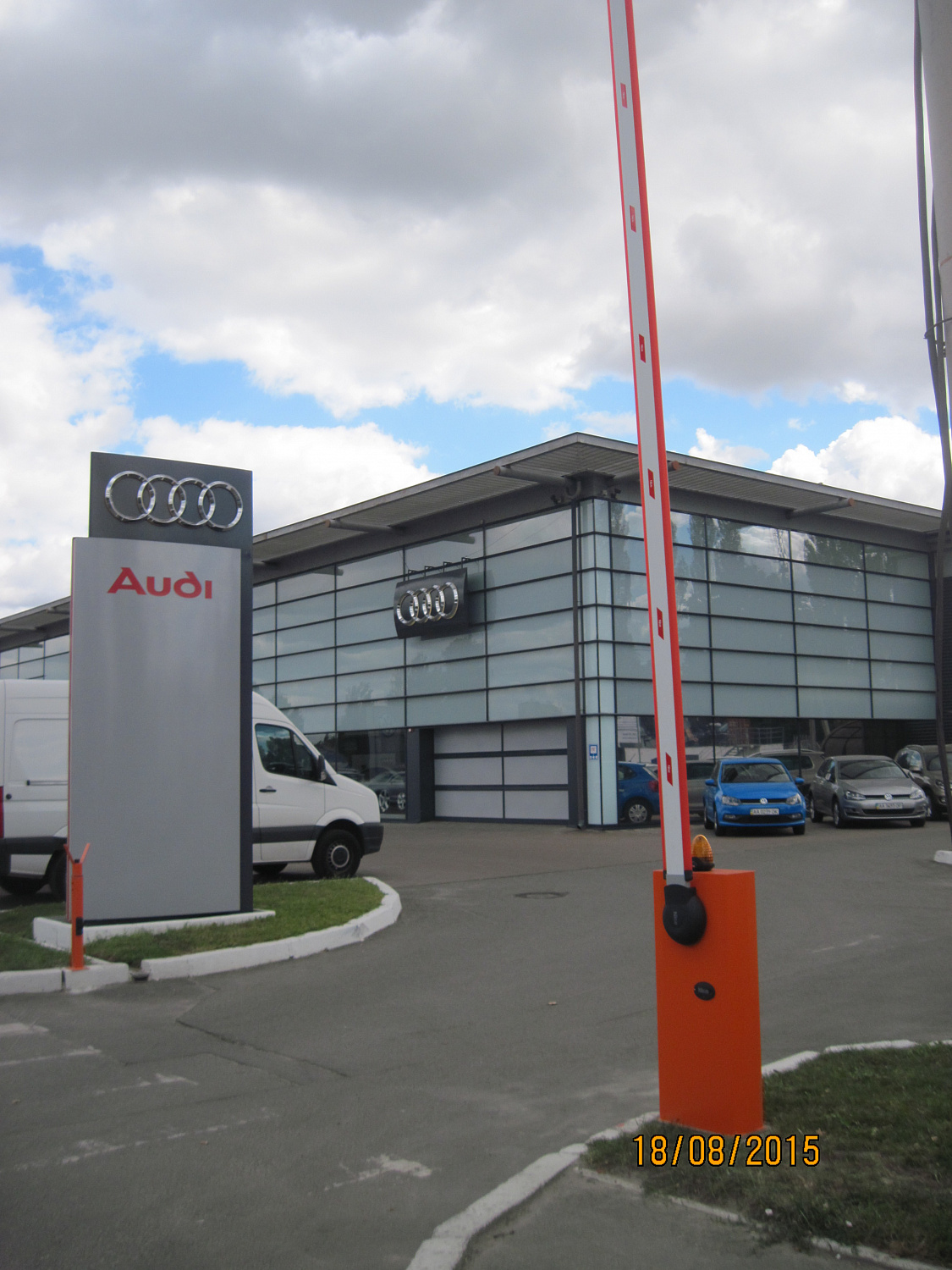 Шлагбаум Wil6 Порше Захід.