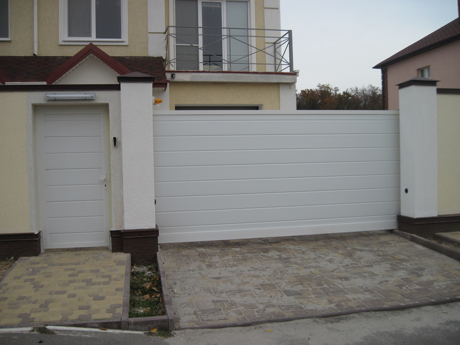 Откатные ворота и калитка серии ADS400 от ALUTECH. Село Михайловская Рубежовка