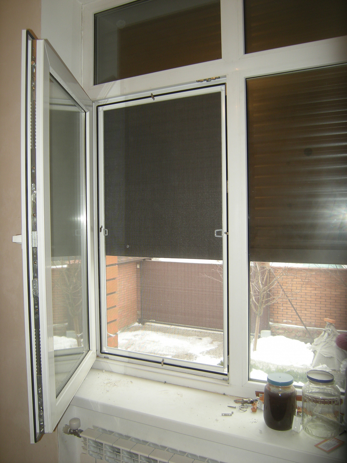 Защитные роллеты на двери и окна. Село Гатное