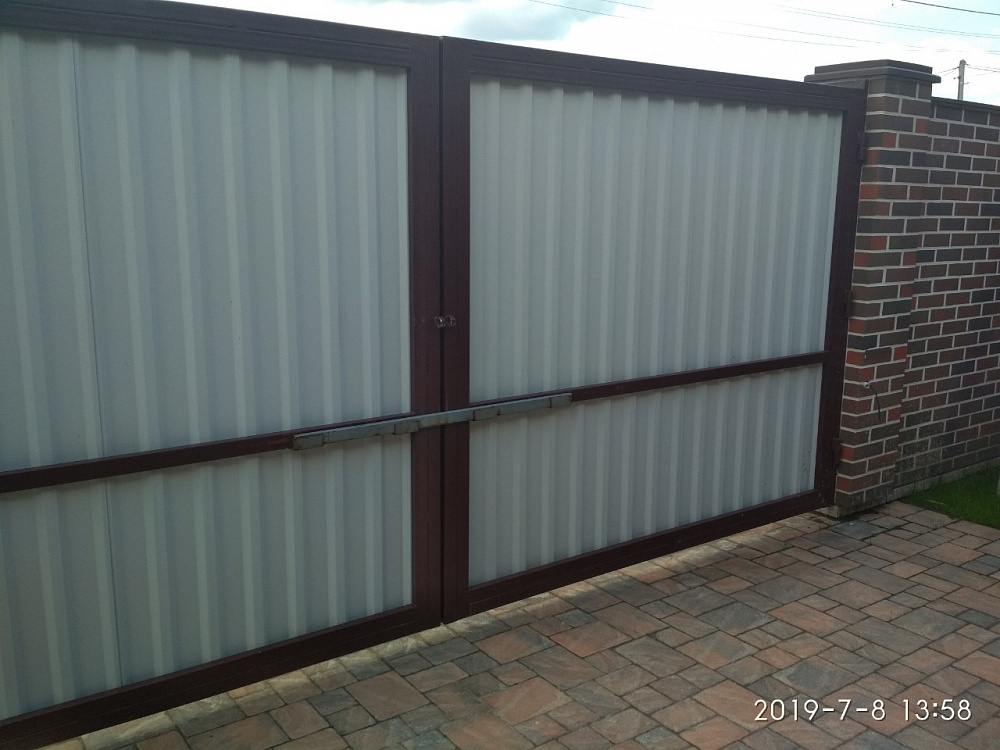 Ворота распашные с автоматикой Comunello Abacus