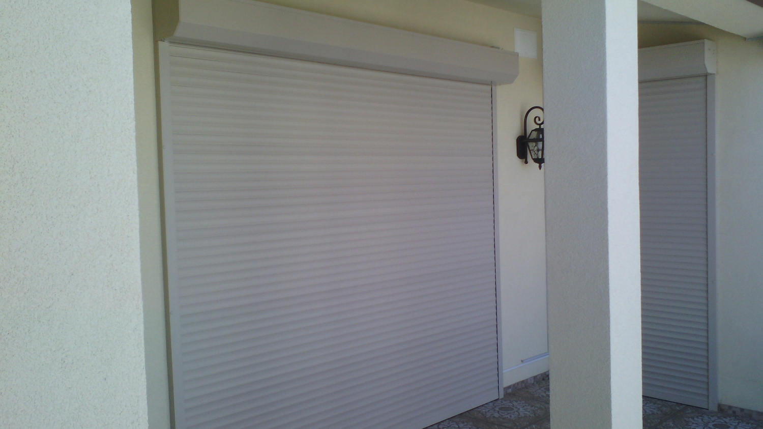 Ролети автоматичні, управління з пульта.