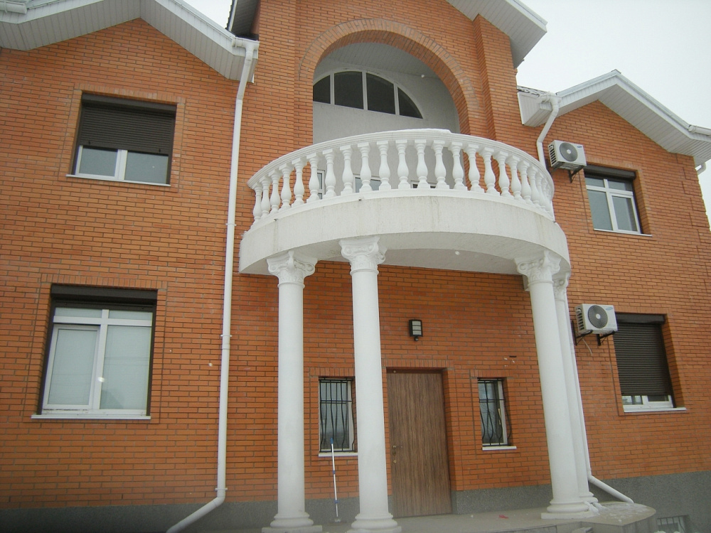 Защитные роллеты на окна. Гатное