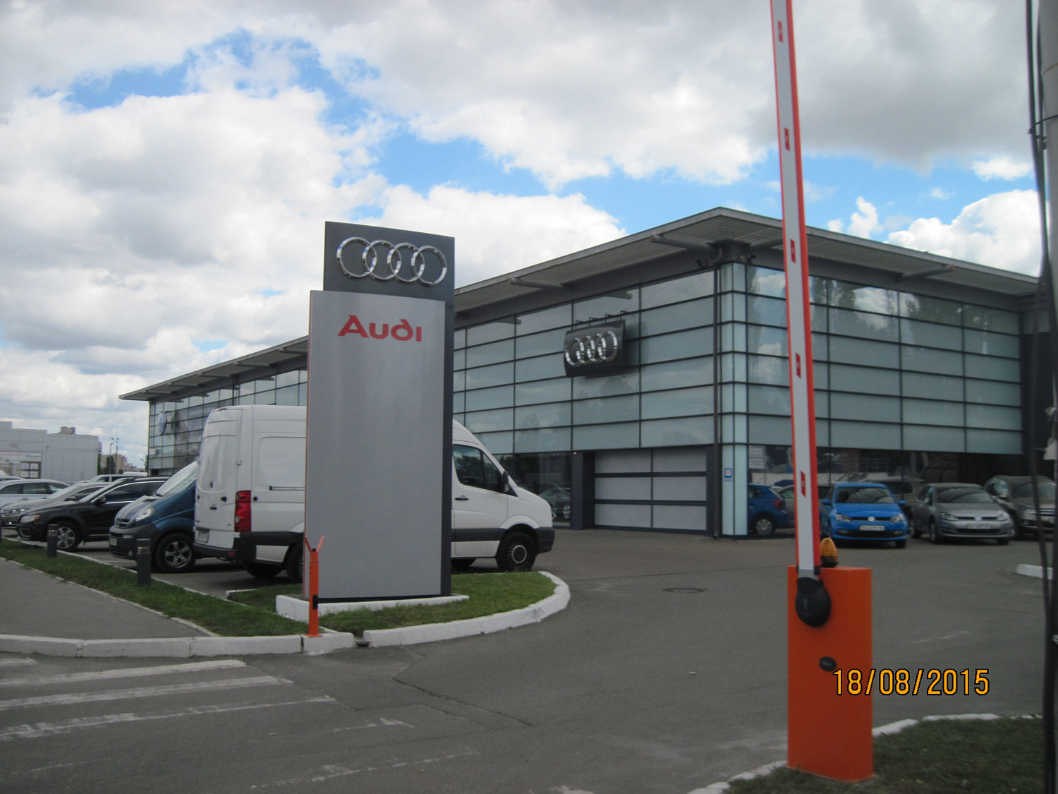 Шлагбаум Wil6 Порше Захід.