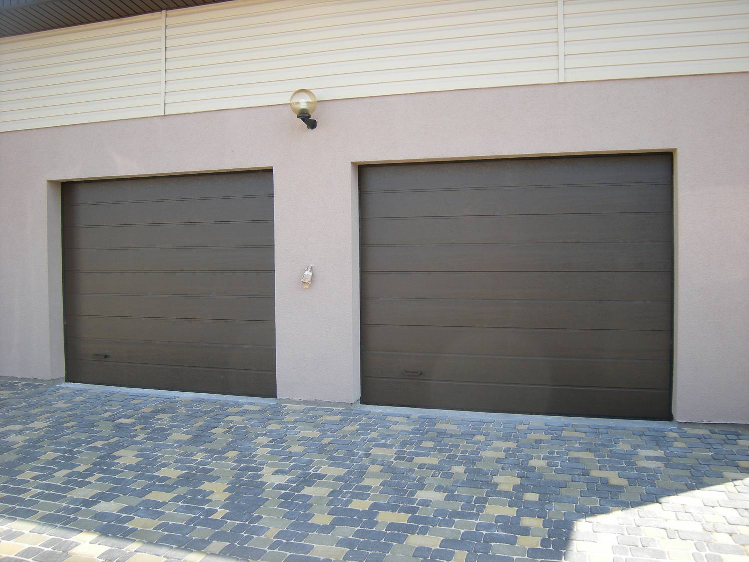 Ворота секционные автоматические Trend с пружиной растяжения.