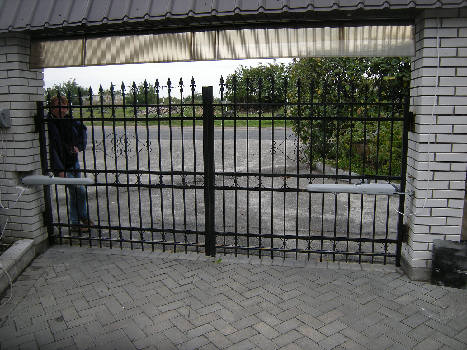 Распашные ворота из "холодной ковки". Обухов