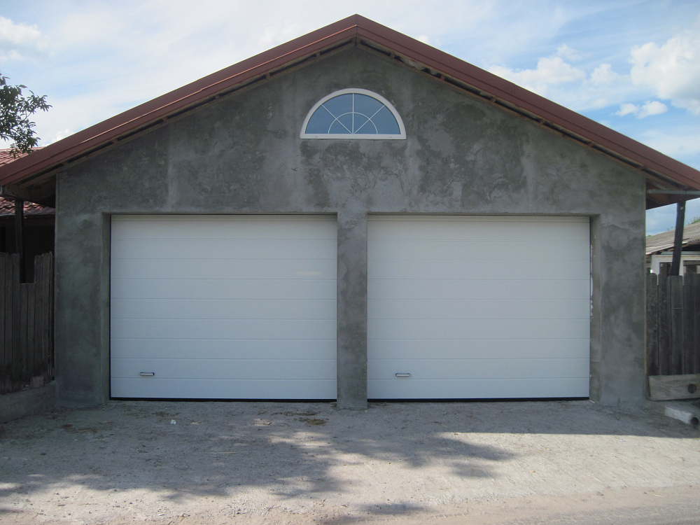 Ворота гаражные Алютех. Панель М-гофр, цвет белый,торсионные пружины.