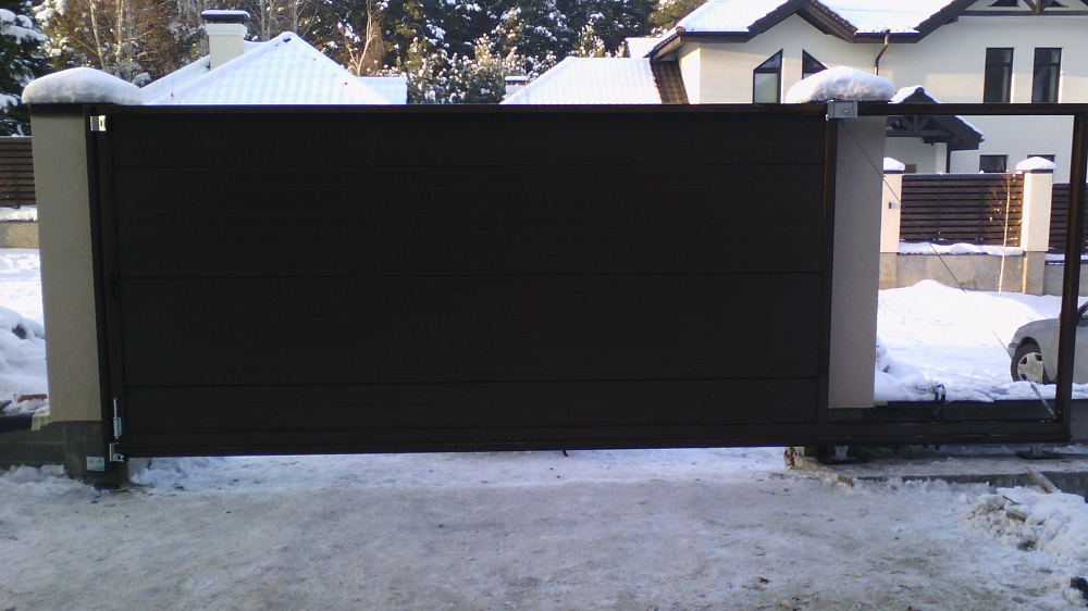 Откатные ворота и калитка серии ADS400. Малютенка