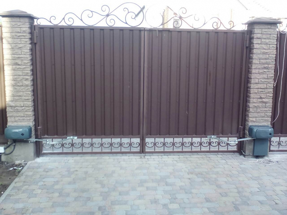 Автоматика рычажная Ан-Моторс ASW4000 для двустворчатых распашных ворот.