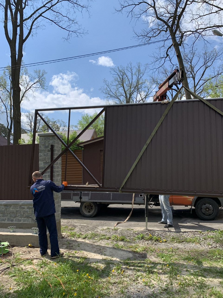 Ворота откатные автоматические  с. Ворзель.