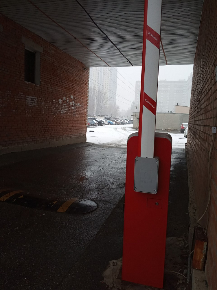 Шлагбаум Comunello LT500 на территорию гаражного кооператива Маяк.