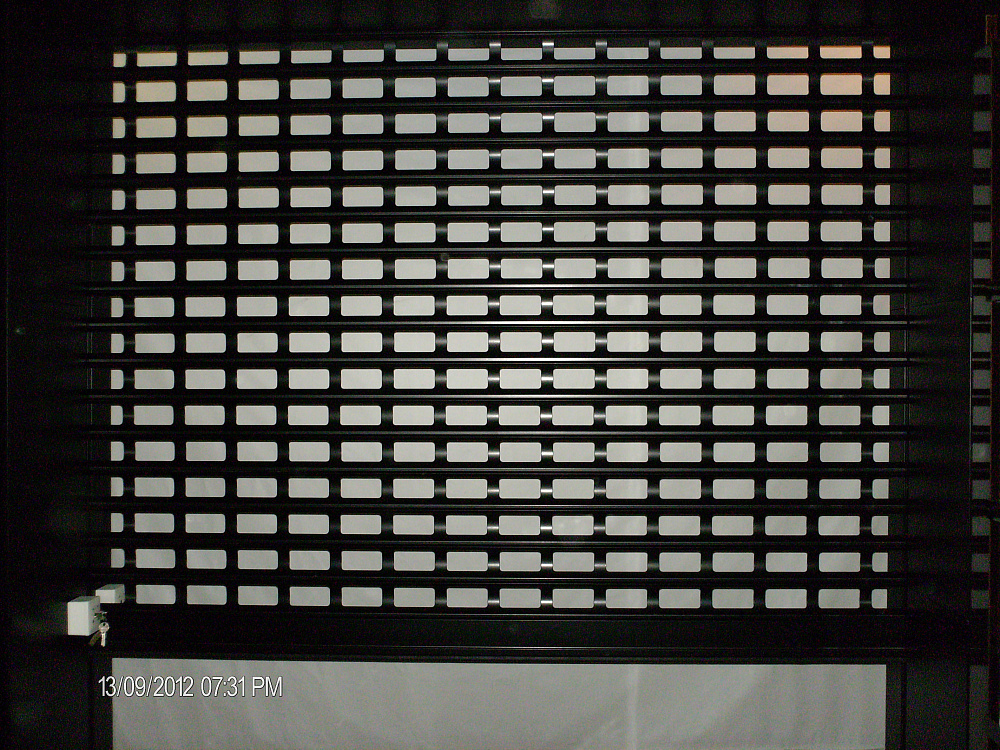 Алюминиевые роллетные решетки, в аэропорту Борисполь терминал F.